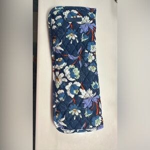 Vera Bradley Floral Burst Curling Iron/Flat Iron Sleeve
